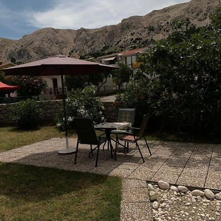 Vila Tesmija Baška Esterno foto
